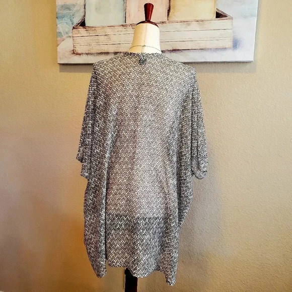 Open Knit Metallic Cover-Up No Size - Picture 4 of 6